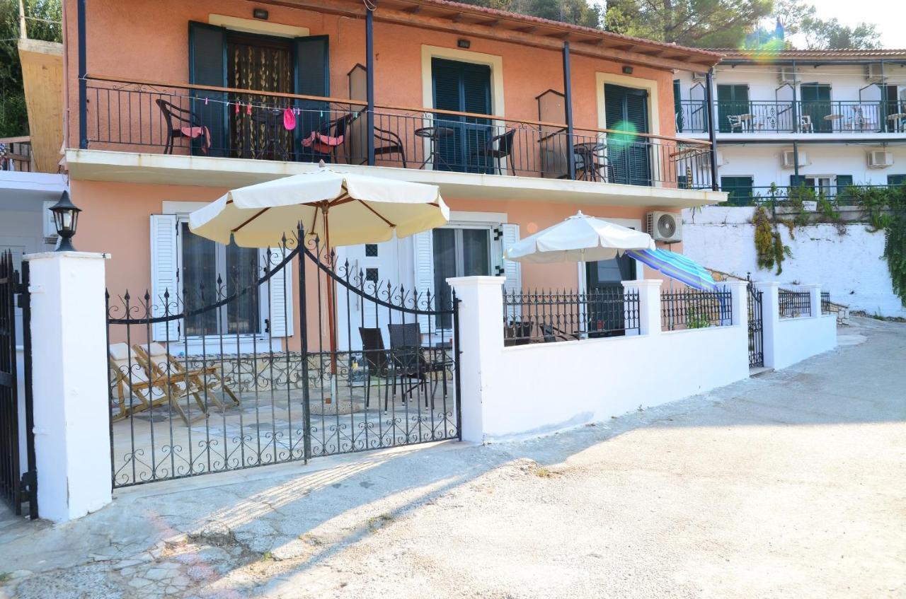 Astacos Studios Paleokastritsa Buitenkant foto