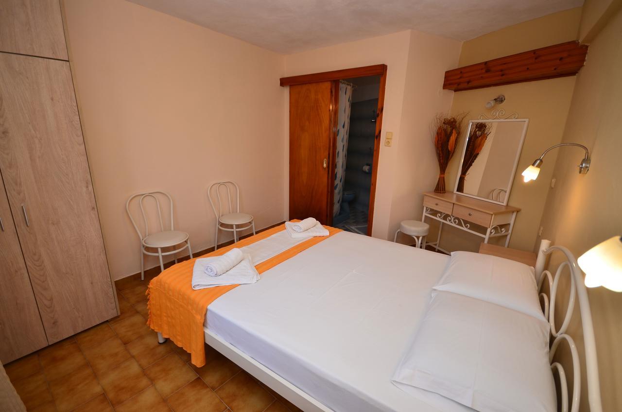 Astacos Studios Paleokastritsa Buitenkant foto
